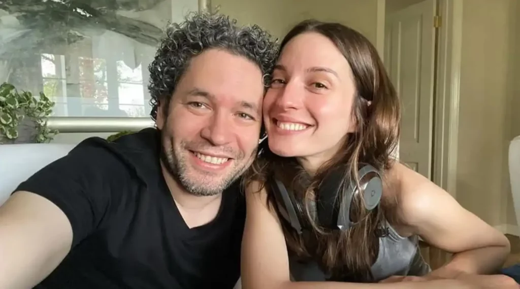Gustavo Dudamel y María Valverde