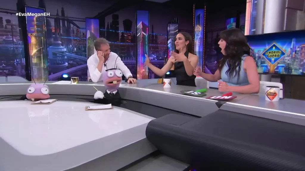Pablo Motos, Megan Montaner y Eva Ugarte